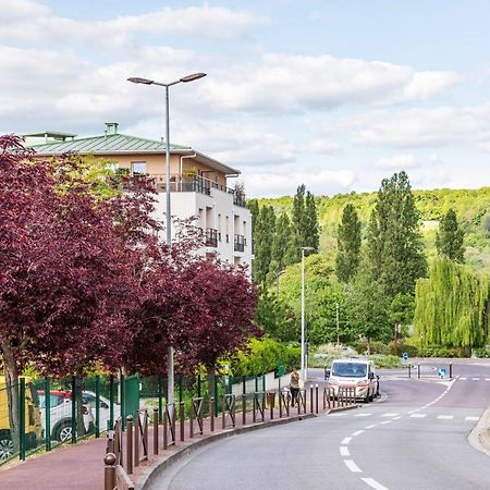 Apartmán Chic Apart With Parking Mantes-la-Jolie Exteriér fotografie